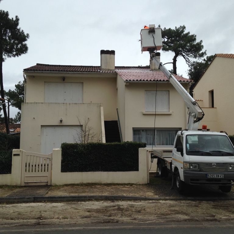 Nacelle en intervention sur une maison individuelle
